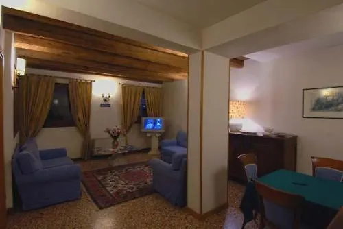 Altura Hotel 3*