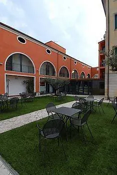 Altura Hotel Ospedaletto Euganeo