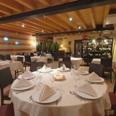 Hotel Altura 3*