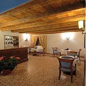 Altura Hotel 3*