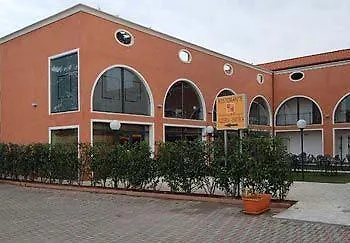 Altura 3*